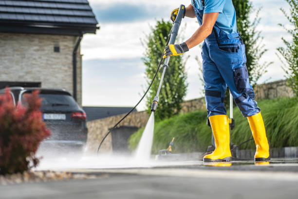 Best Pool Deck Cleaning  in Denham Springs, LA